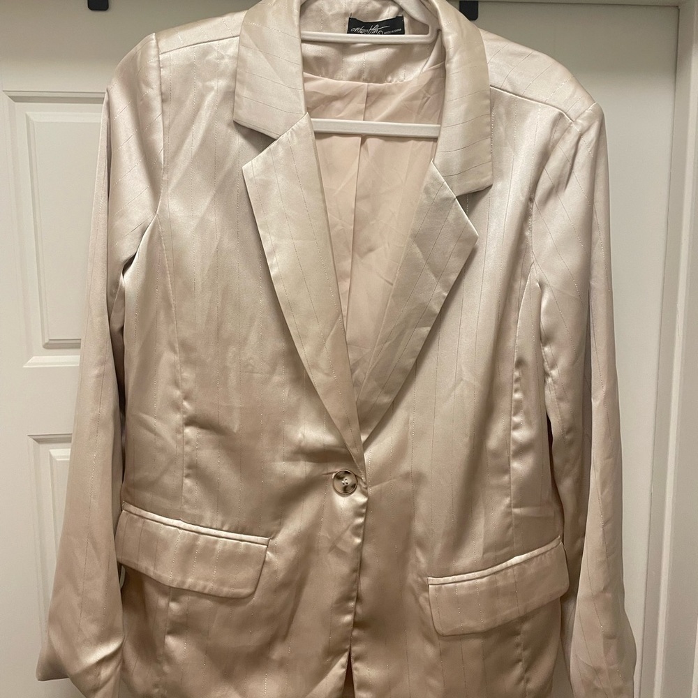 Never worn Blazer!!!